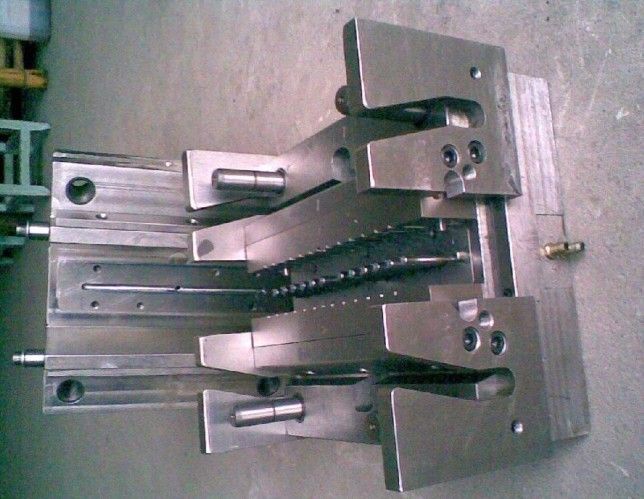 深圳模具廠,什么是注塑模具？